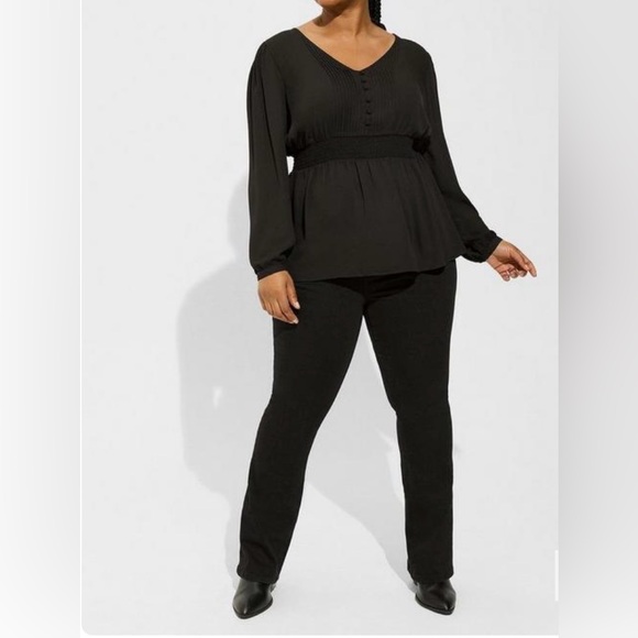 torrid Tops - Torrid Babydoll Georgette Pintuck Long Sleeve Blouse Size 0 ( Large )